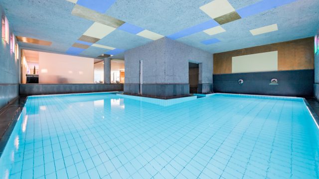 Sauna & Relax 1 wellness hallenbad2